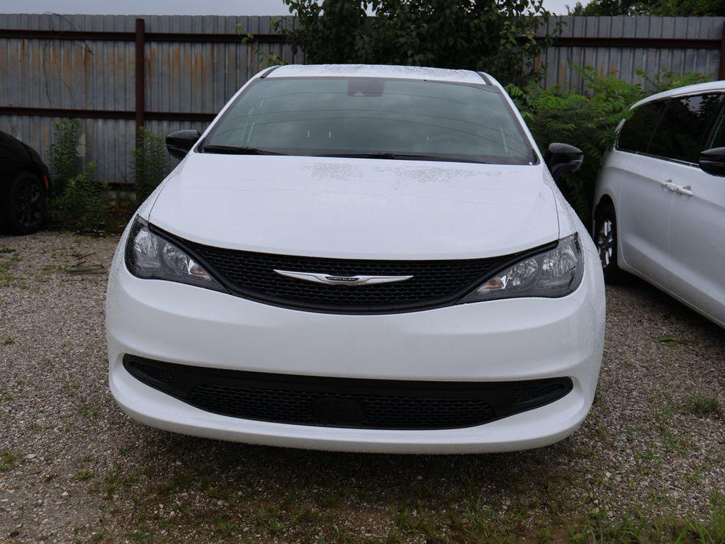 new 2027 Chrysler Pacifica car, priced at $40,109