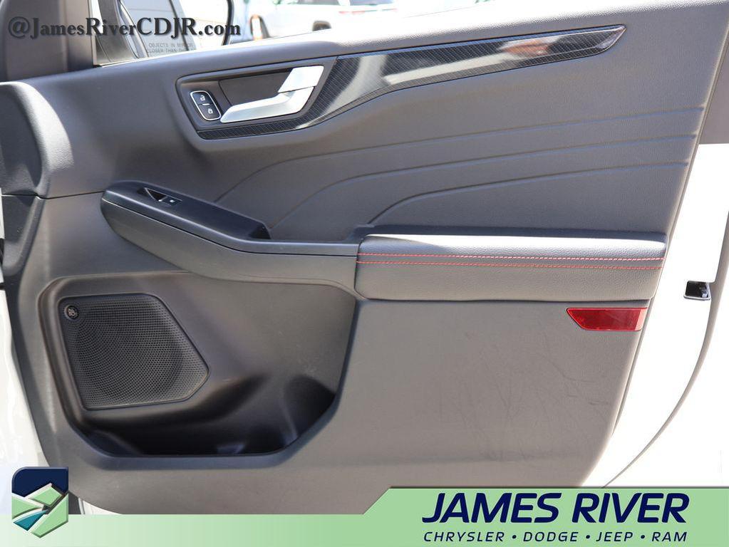 used 2023 Ford Escape car, priced at $25,279