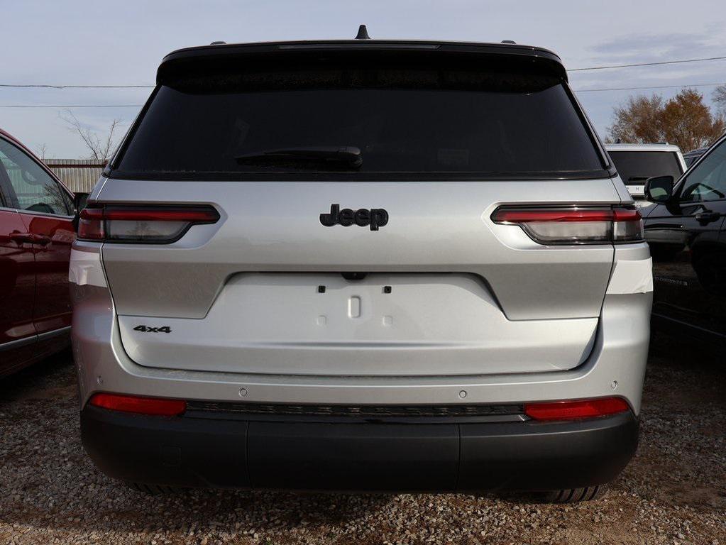 new 2025 Jeep Grand Cherokee L car, priced at $45,234