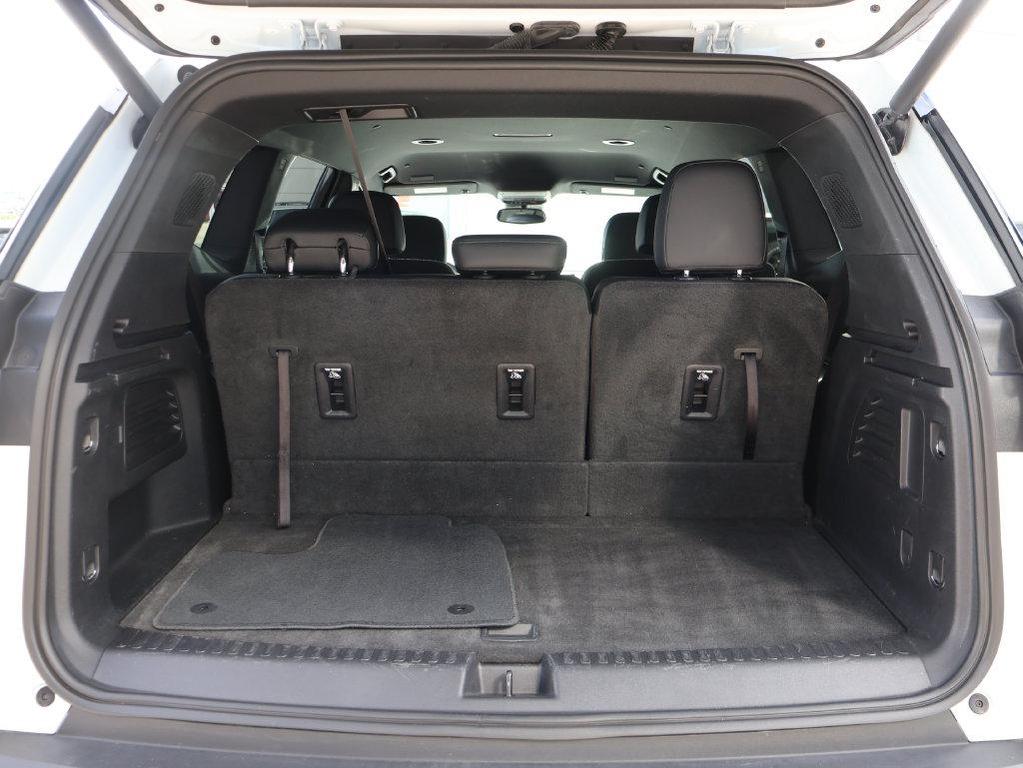 used 2024 GMC Acadia car, priced at $33,567