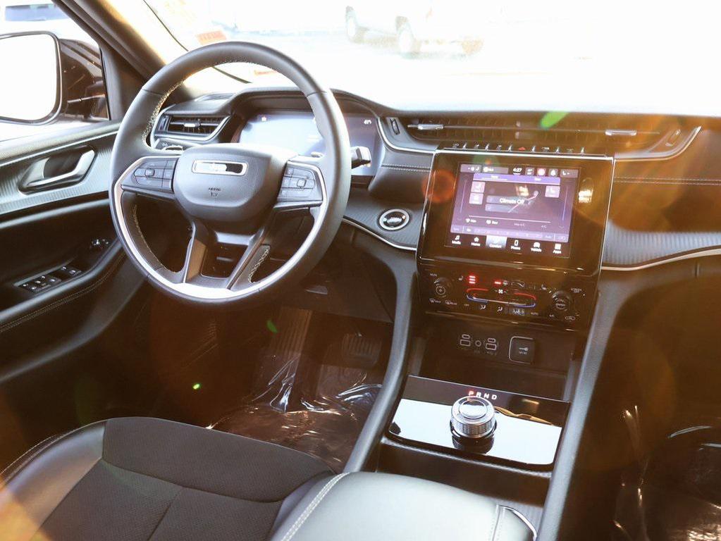 used 2024 Jeep Grand Cherokee L car, priced at $29,299