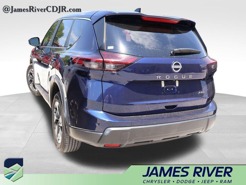 used 2025 Nissan Rogue car, priced at $23,476