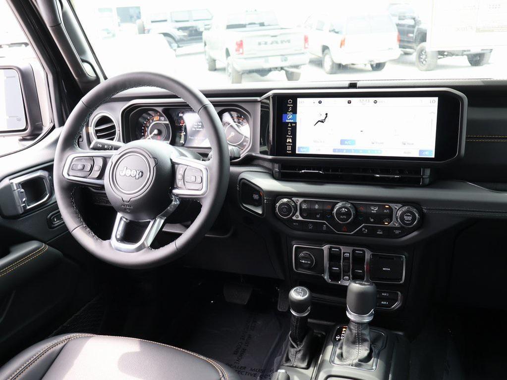 new 2025 Jeep Wrangler car, priced at $47,709