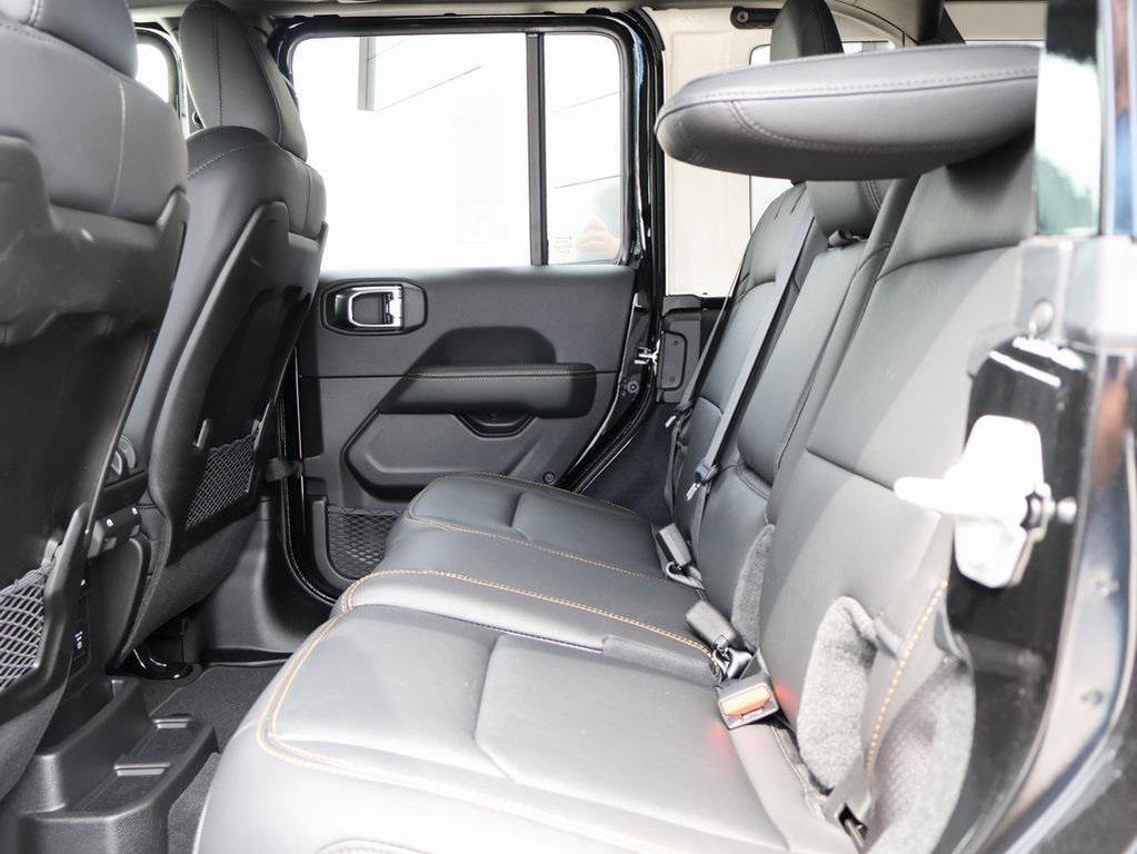 new 2025 Jeep Wrangler car, priced at $47,709