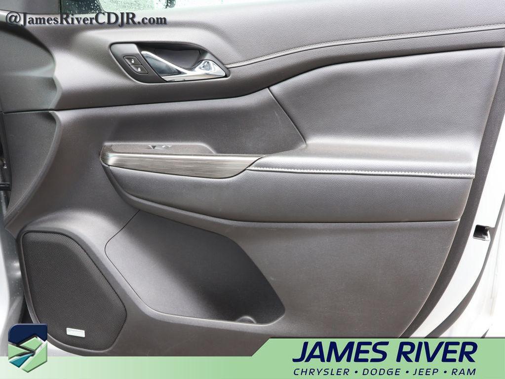 used 2019 GMC Acadia car, priced at $20,500