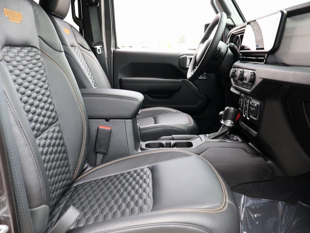 new 2025 Jeep Wrangler car, priced at $42,270