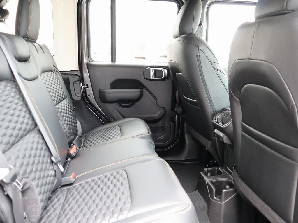 new 2025 Jeep Wrangler car, priced at $42,270