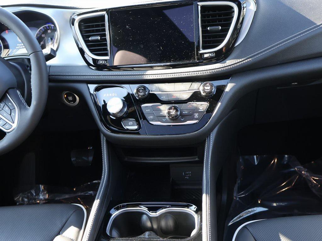 new 2026 Chrysler Pacifica car, priced at $47,005