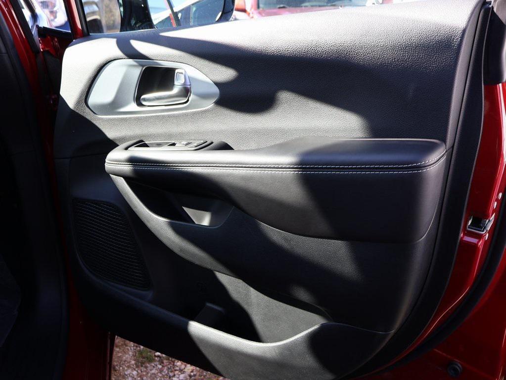 new 2026 Chrysler Pacifica car, priced at $47,005