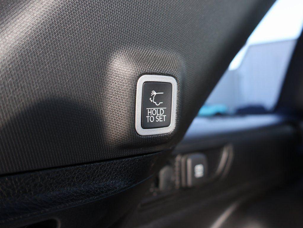 new 2025 Jeep Grand Cherokee car, priced at $38,255