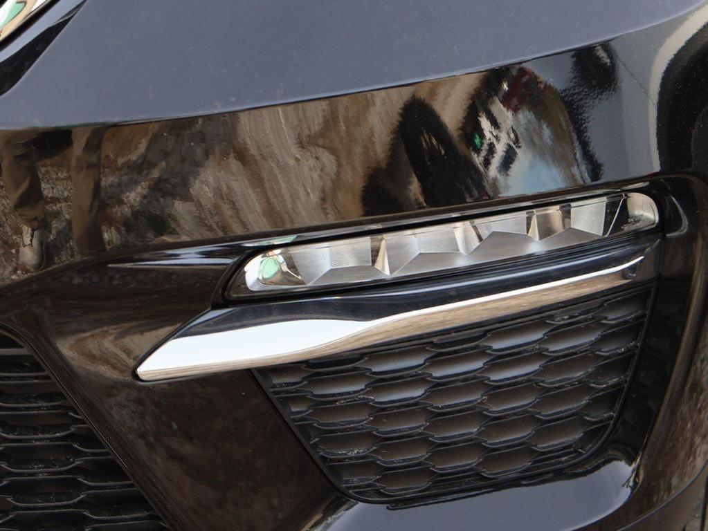 new 2025 Jeep Grand Cherokee car, priced at $40,283