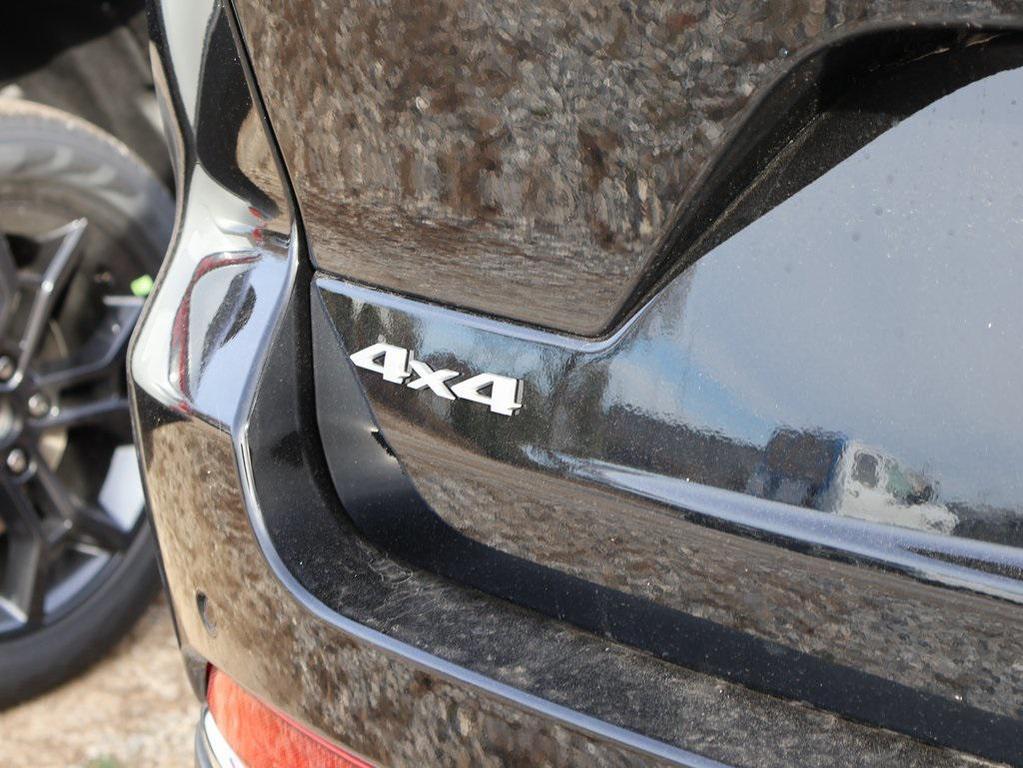 new 2025 Jeep Grand Cherokee car, priced at $40,283