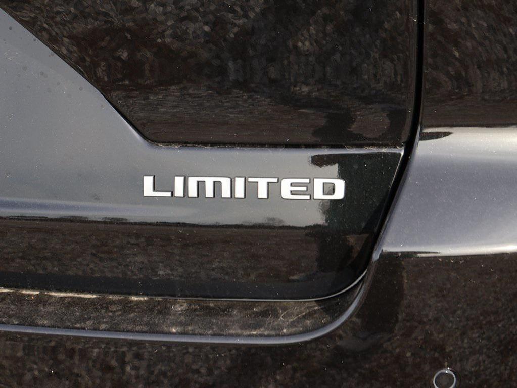 new 2025 Jeep Grand Cherokee car, priced at $40,283