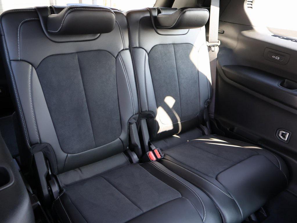 new 2025 Jeep Grand Cherokee L car, priced at $40,174