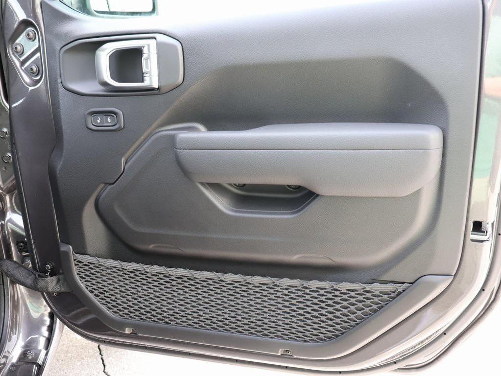 new 2026 Jeep Wrangler car, priced at $49,580