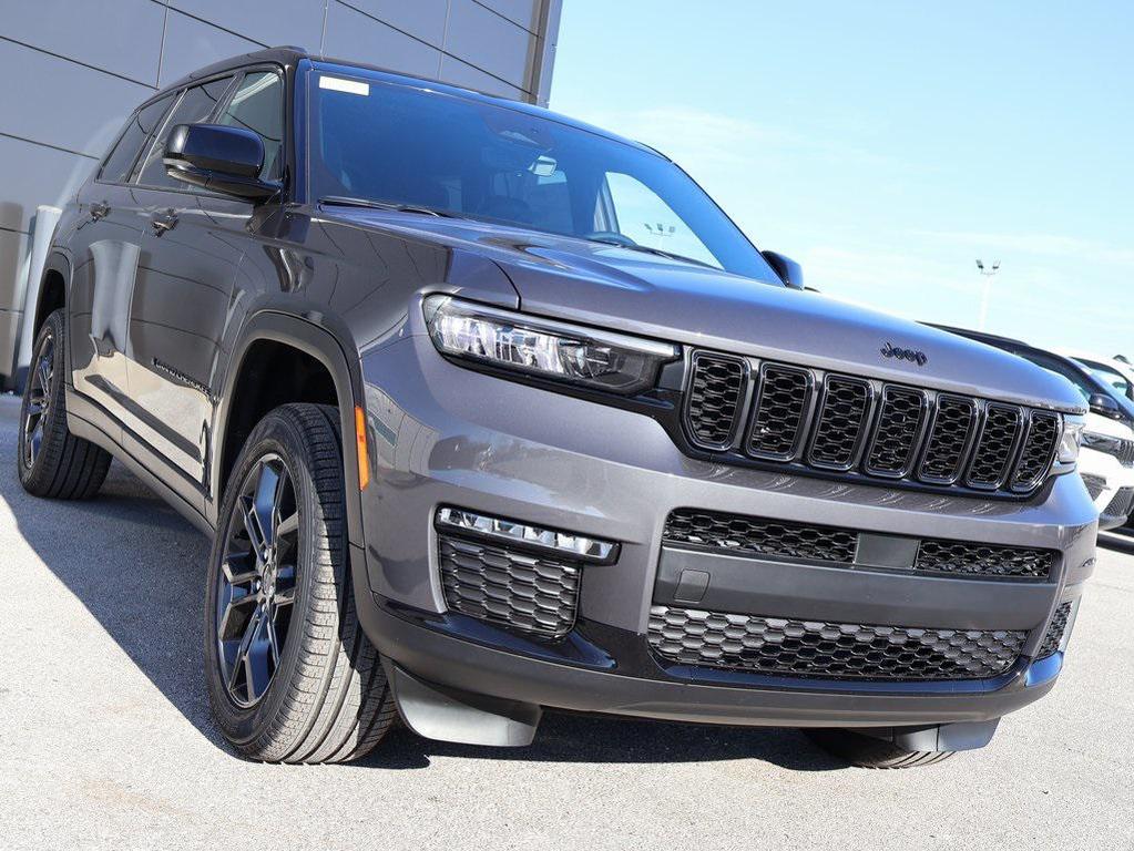 new 2025 Jeep Grand Cherokee L car, priced at $49,709