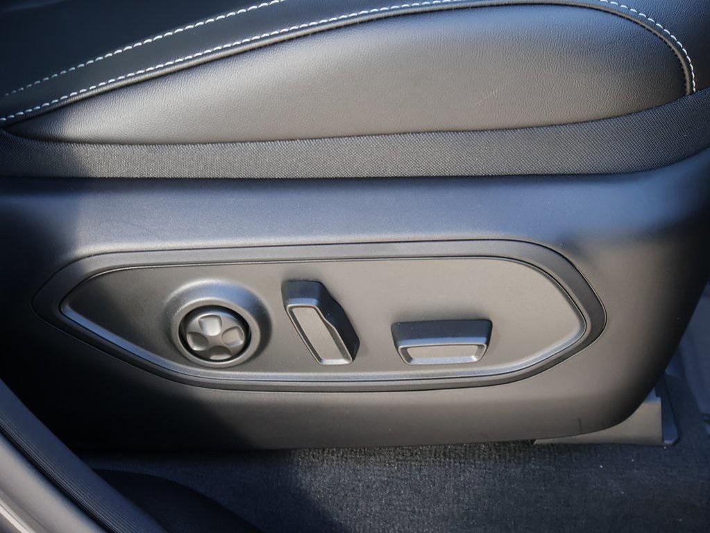 new 2025 Jeep Grand Cherokee L car, priced at $49,709