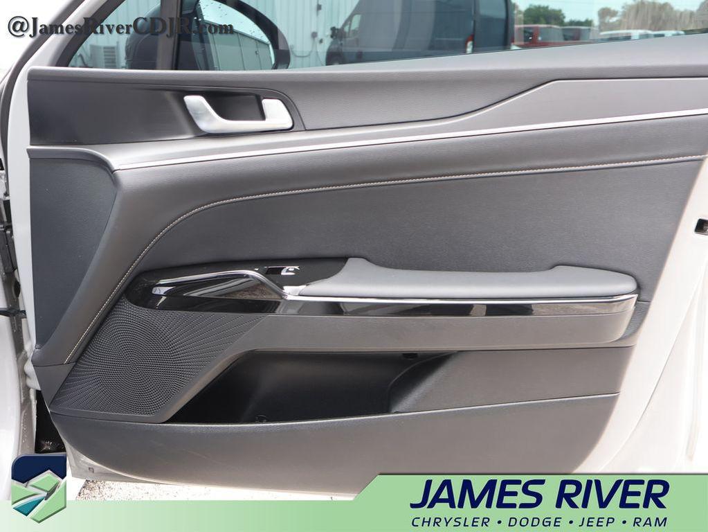 used 2025 Kia K5 car, priced at $29,096