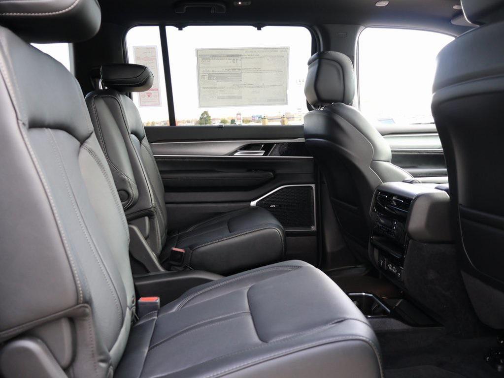 new 2025 Jeep Wagoneer car, priced at $72,042