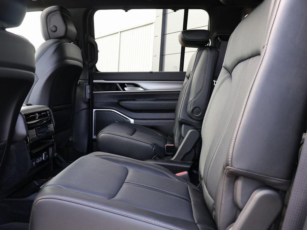 new 2025 Jeep Wagoneer car, priced at $72,042