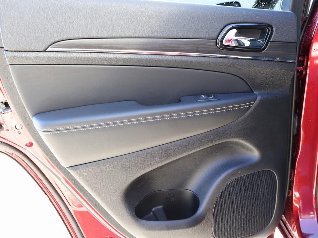 used 2021 Jeep Grand Cherokee car, priced at $26,199