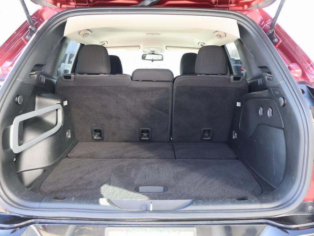 used 2018 Jeep Cherokee car, priced at $11,799