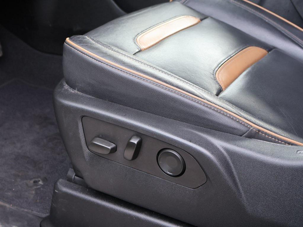 used 2021 GMC Yukon car, priced at $53,699