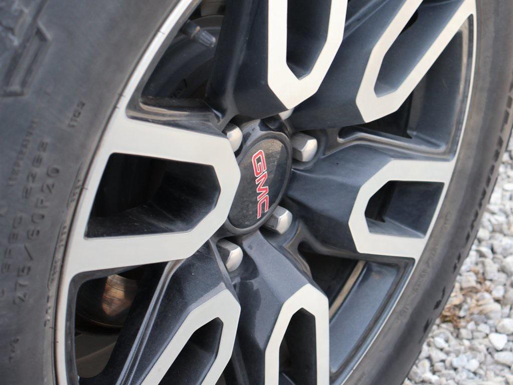 used 2021 GMC Yukon car, priced at $53,699