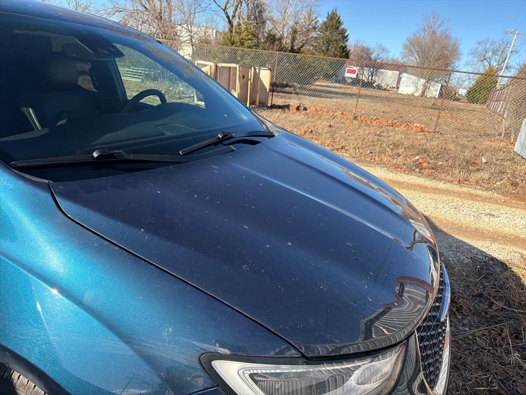 used 2025 Chrysler Pacifica car, priced at $30,999