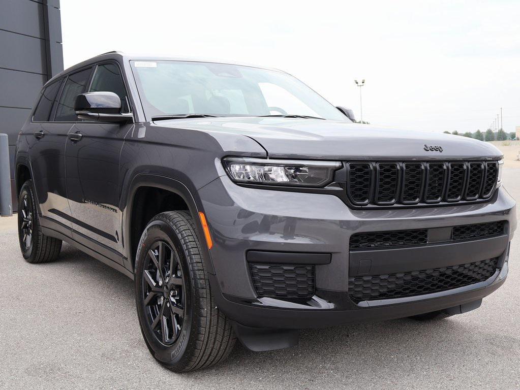 new 2025 Jeep Grand Cherokee L car, priced at $38,814