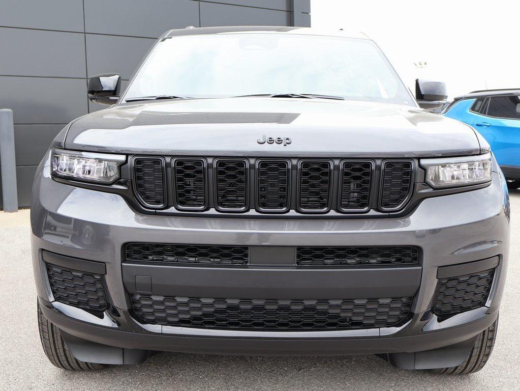 new 2025 Jeep Grand Cherokee L car, priced at $38,814