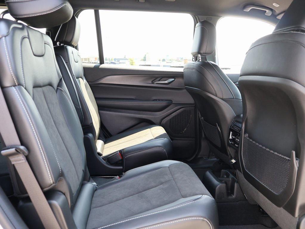 new 2025 Jeep Grand Cherokee L car, priced at $37,996