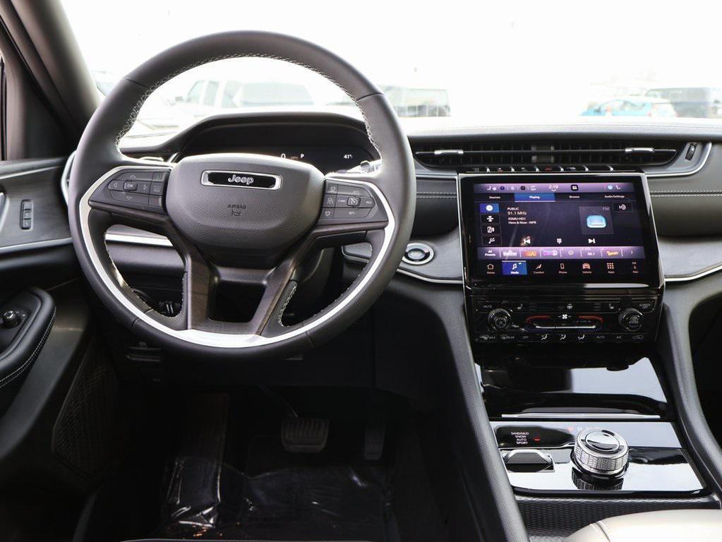 new 2025 Jeep Grand Cherokee L car, priced at $46,683