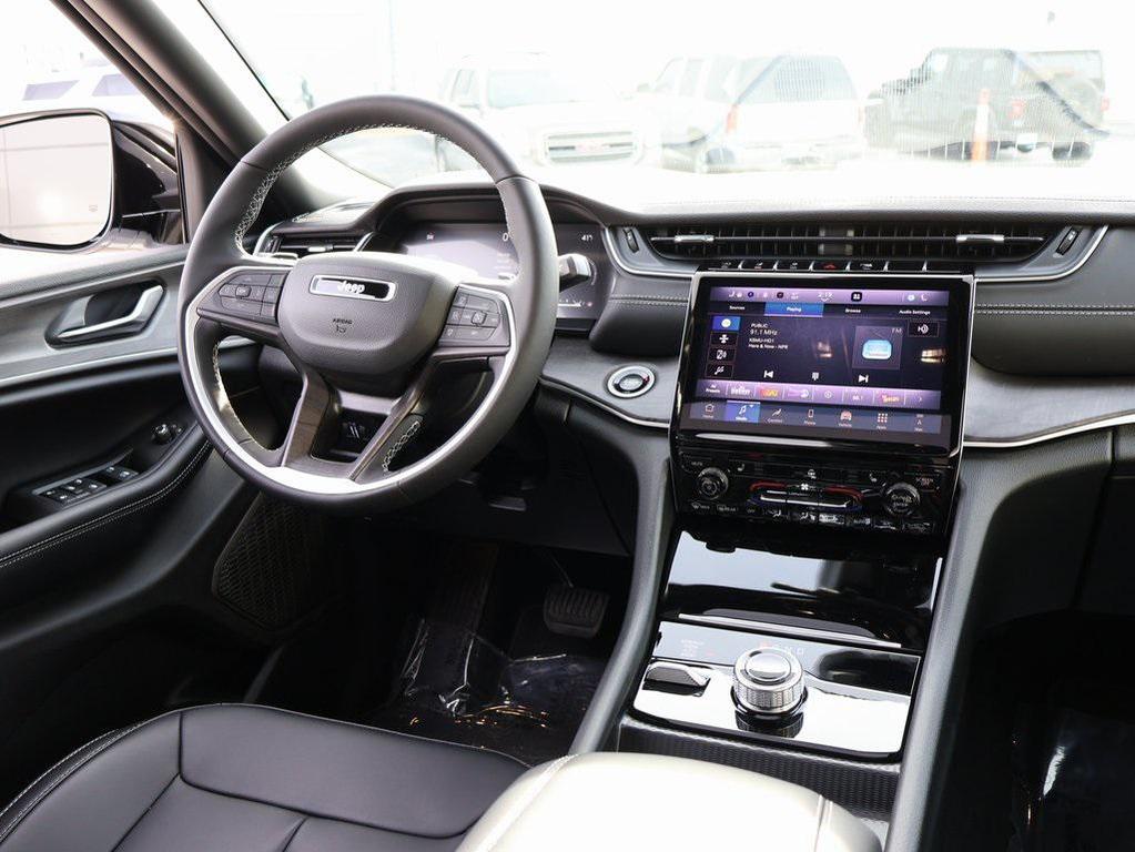 new 2025 Jeep Grand Cherokee L car, priced at $46,683