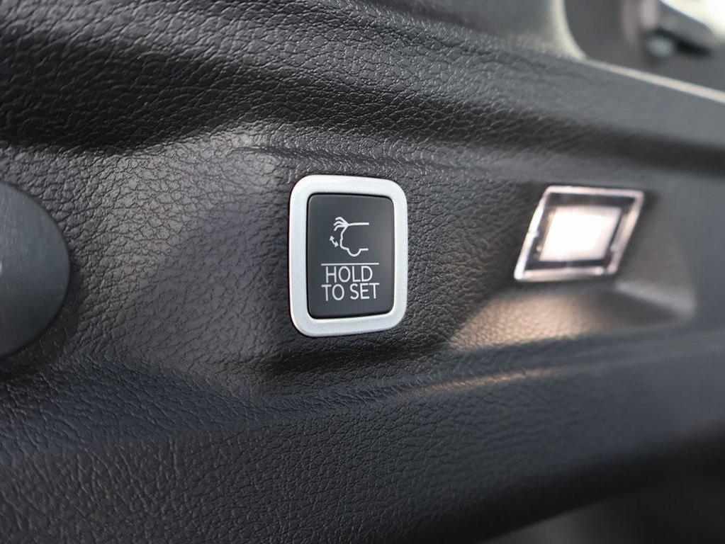 new 2025 Jeep Grand Cherokee L car, priced at $46,683