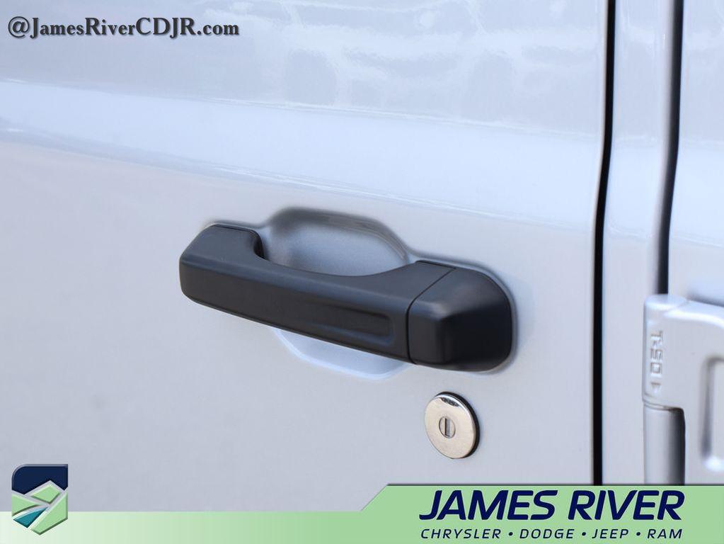 used 2024 Jeep Gladiator car, priced at $33,519