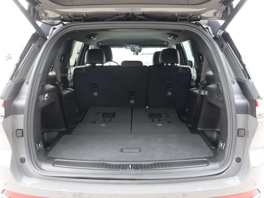 new 2027 Jeep Grand Cherokee L car, priced at $51,921