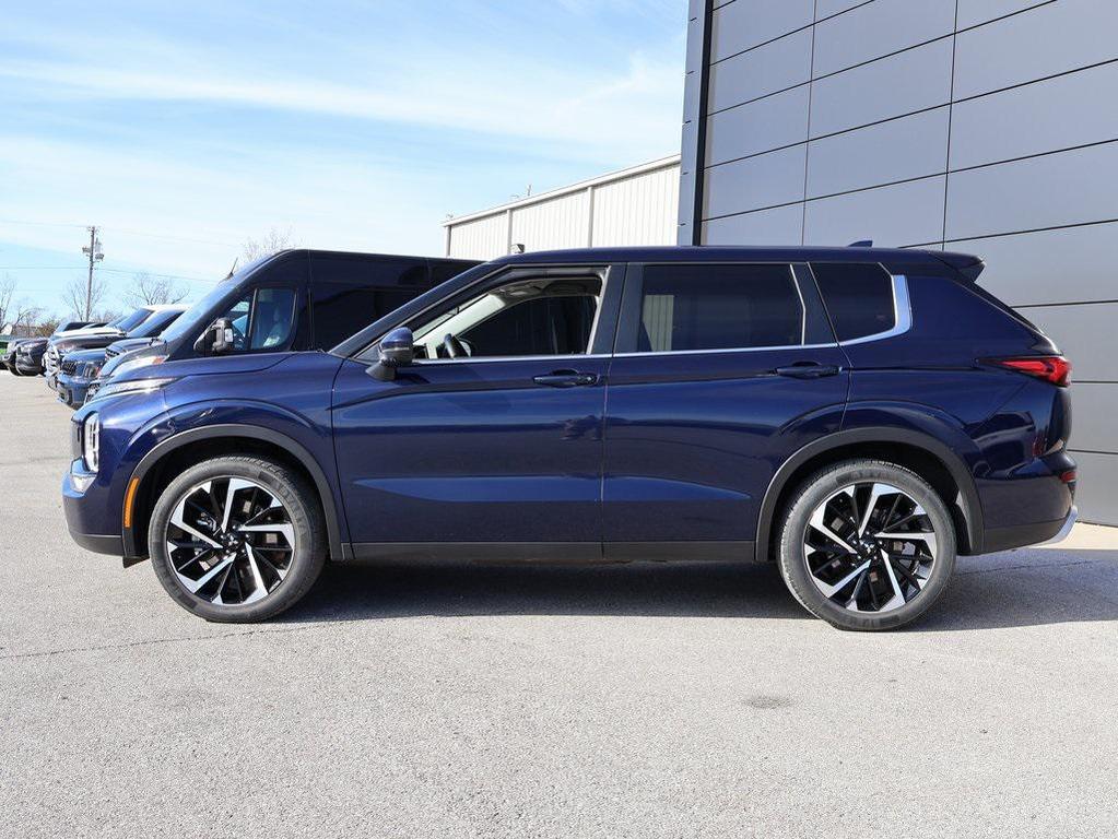 used 2024 Mitsubishi Outlander car, priced at $23,199