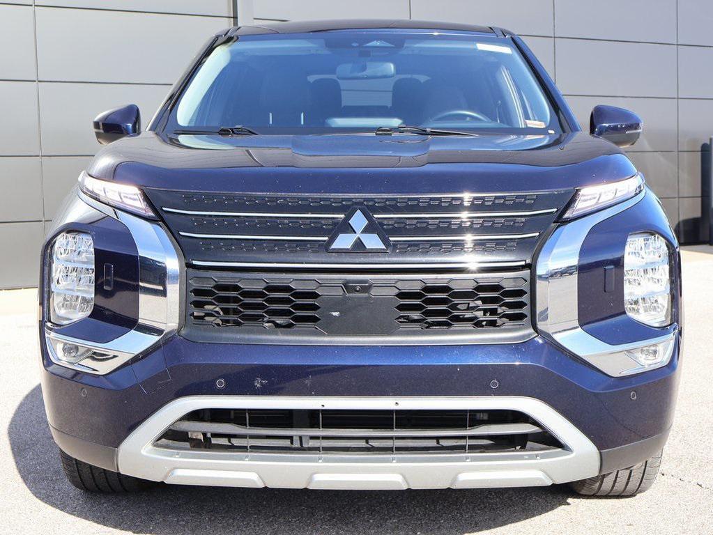 used 2024 Mitsubishi Outlander car, priced at $23,199