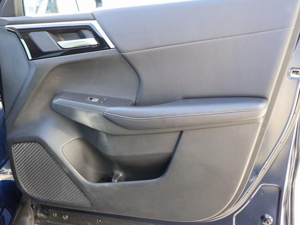 used 2024 Mitsubishi Outlander car, priced at $23,199