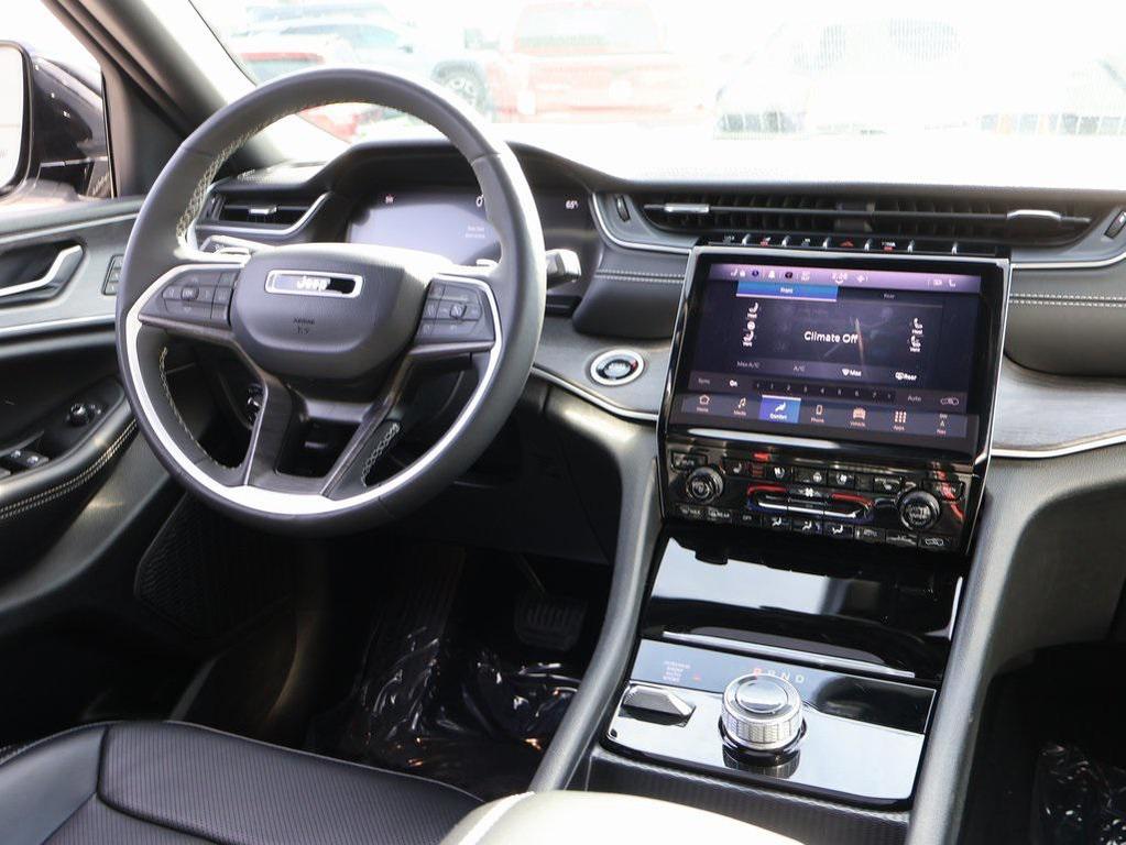 used 2024 Jeep Grand Cherokee L car, priced at $33,832