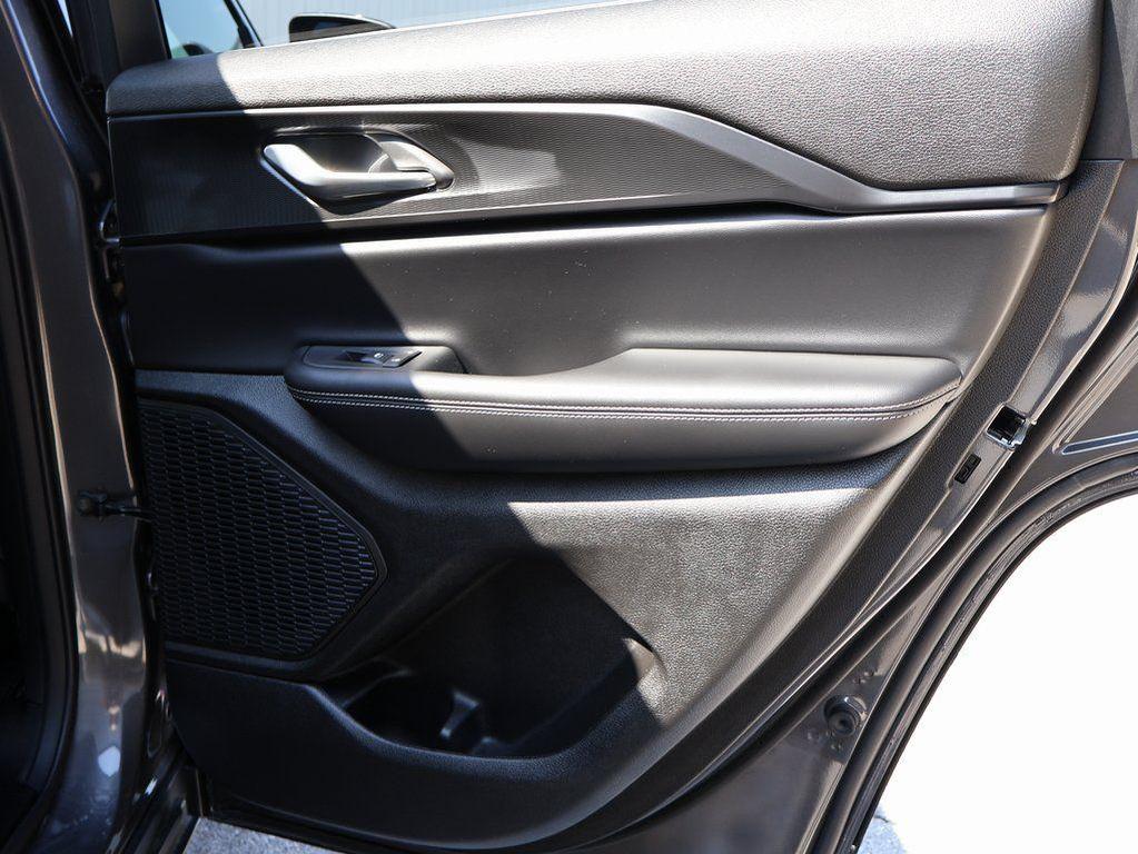 new 2025 Jeep Grand Cherokee car, priced at $34,420