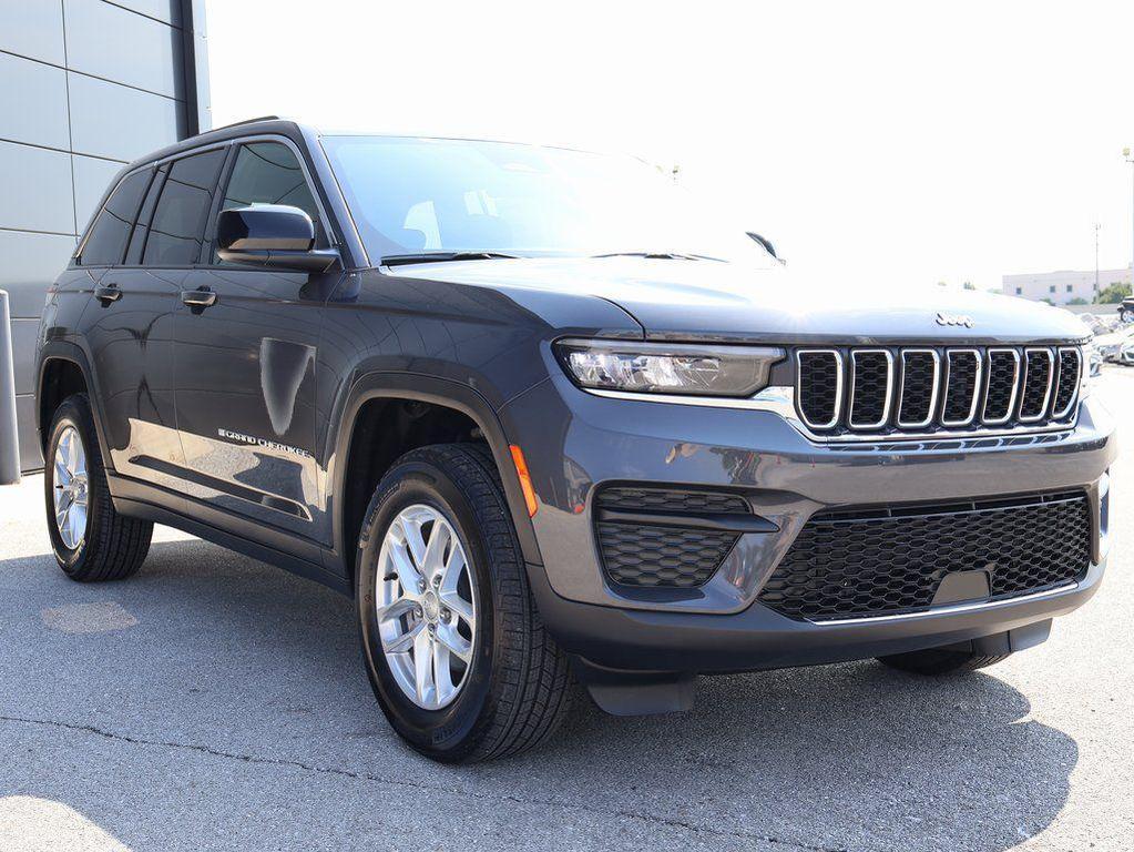 new 2025 Jeep Grand Cherokee car, priced at $34,420