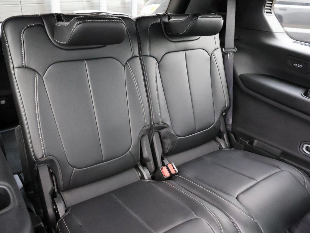 used 2025 Jeep Grand Cherokee L car, priced at $40,580