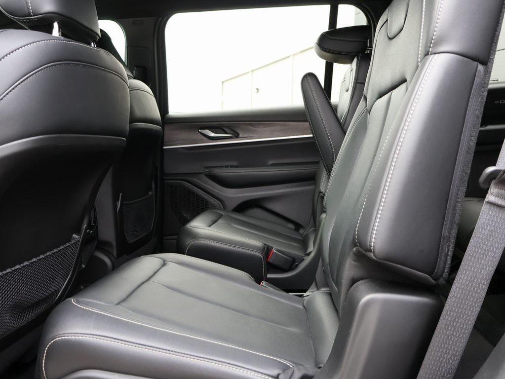 used 2025 Jeep Grand Cherokee L car, priced at $40,580