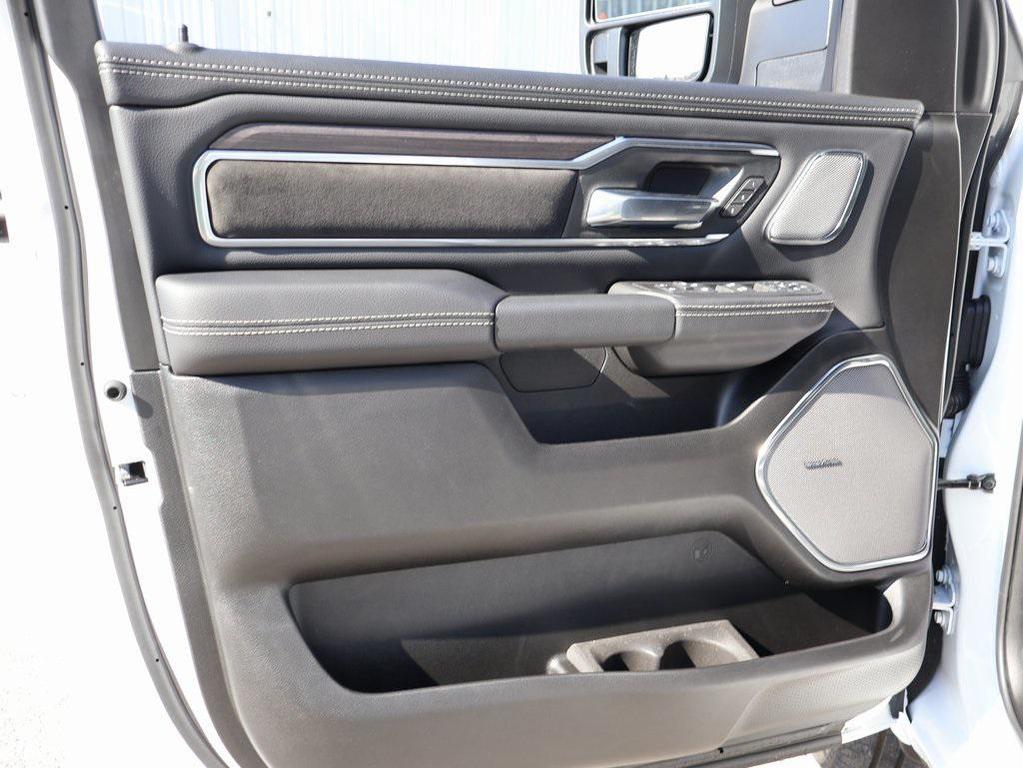 new 2025 Ram 1500 car, priced at $56,607