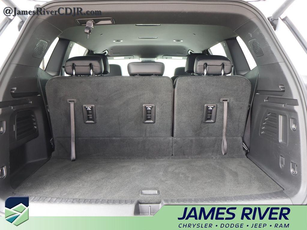 used 2026 GMC Acadia car, priced at $43,812