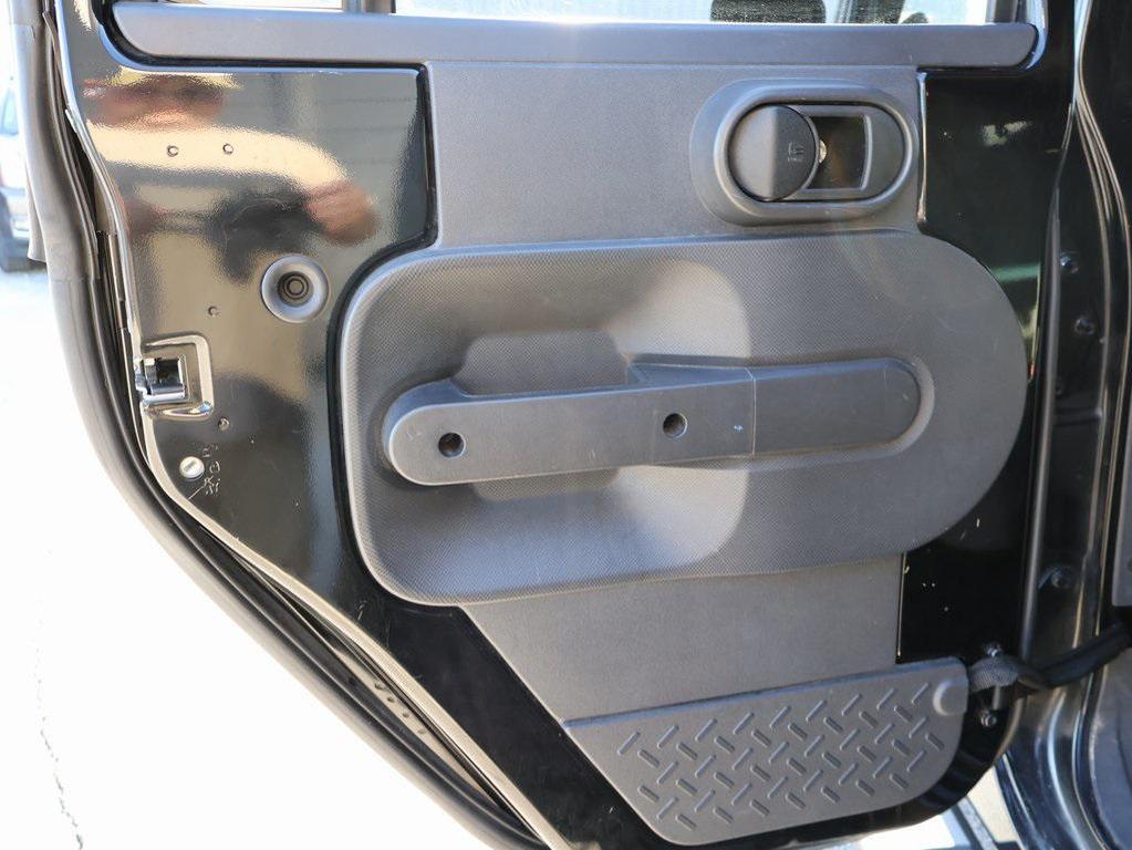 used 2009 Jeep Wrangler Unlimited car, priced at $7,200