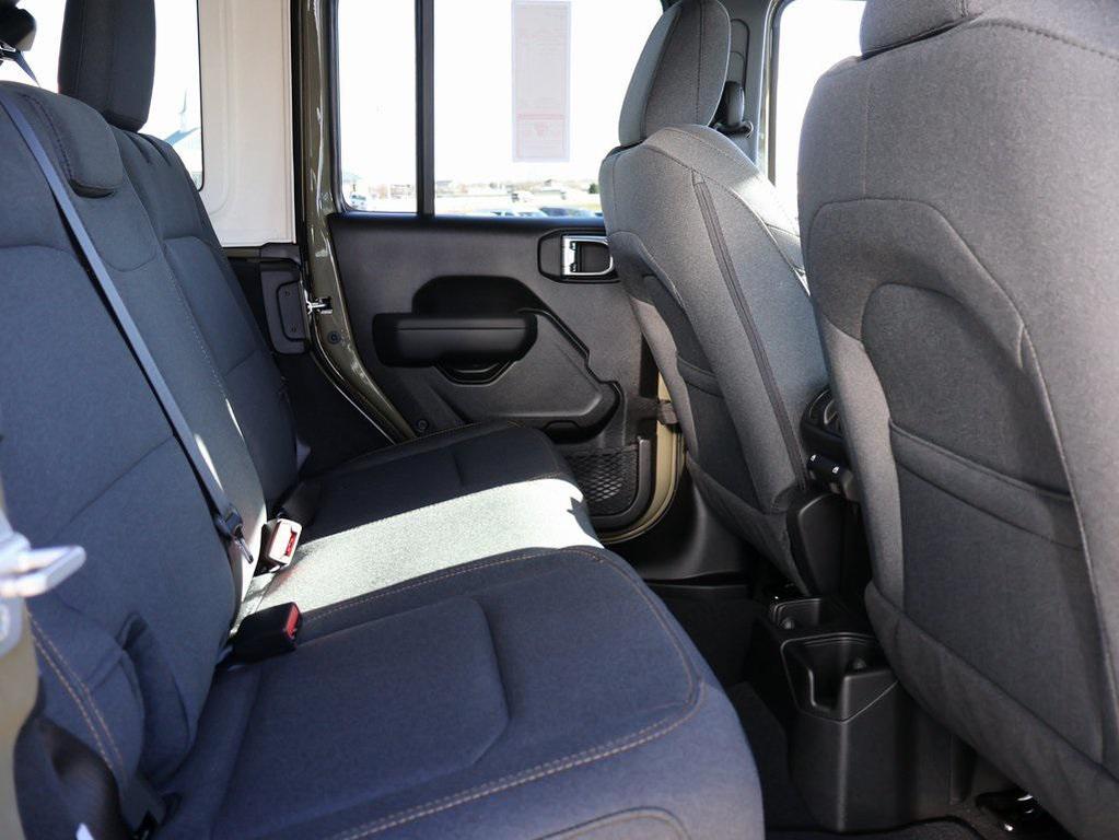 new 2026 Jeep Wrangler car, priced at $48,471