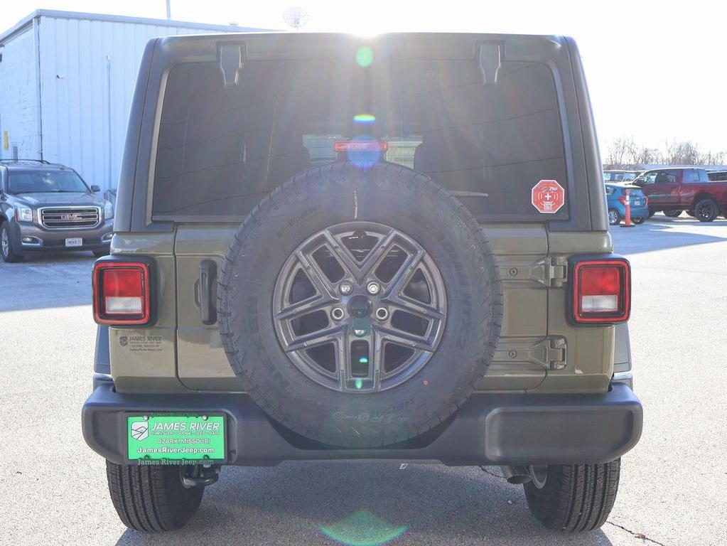 new 2026 Jeep Wrangler car, priced at $48,471